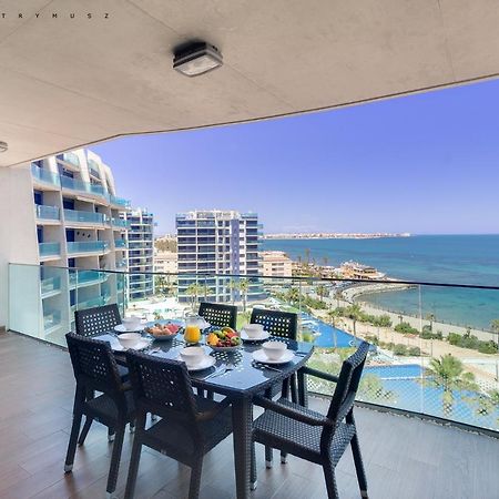 Apartamento Sea Senses Victoria Frente Al Mar Torrevieja Kültér fotó