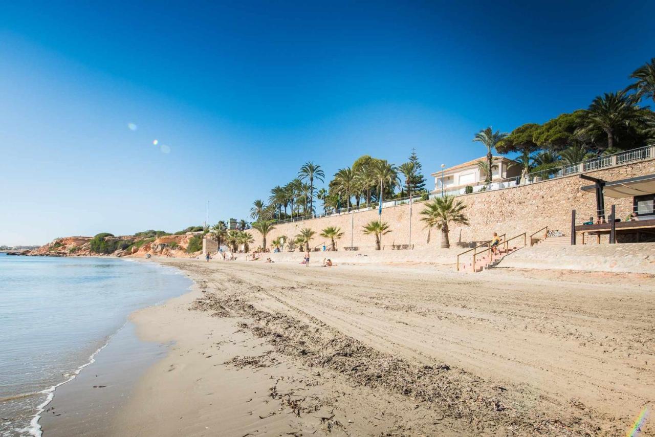 Apartamento Sea Senses Victoria Frente Al Mar Torrevieja Kültér fotó