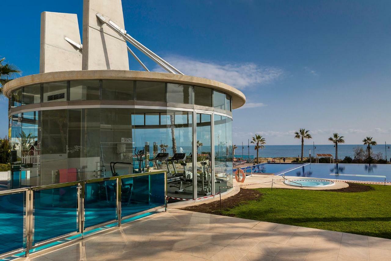 Apartamento Sea Senses Victoria Frente Al Mar Torrevieja Kültér fotó