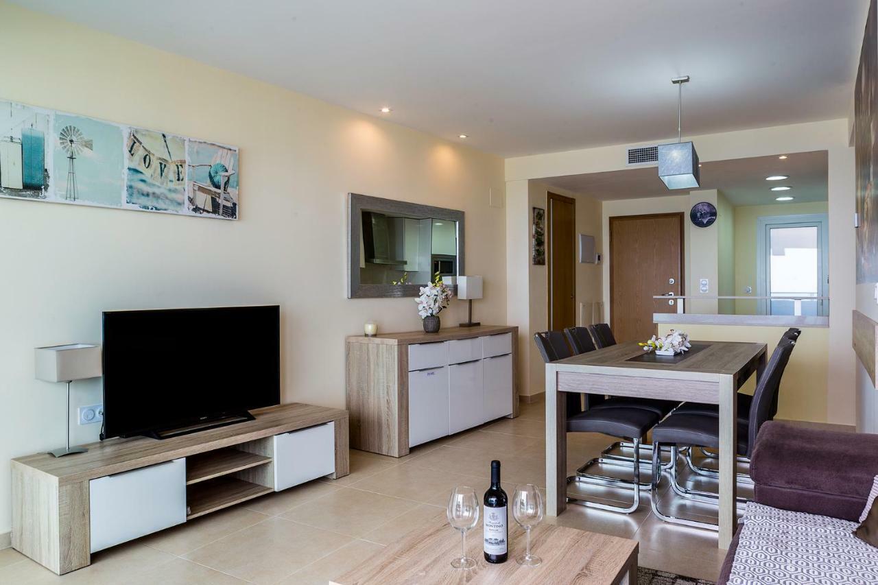 Apartamento Sea Senses Victoria Frente Al Mar Torrevieja Kültér fotó