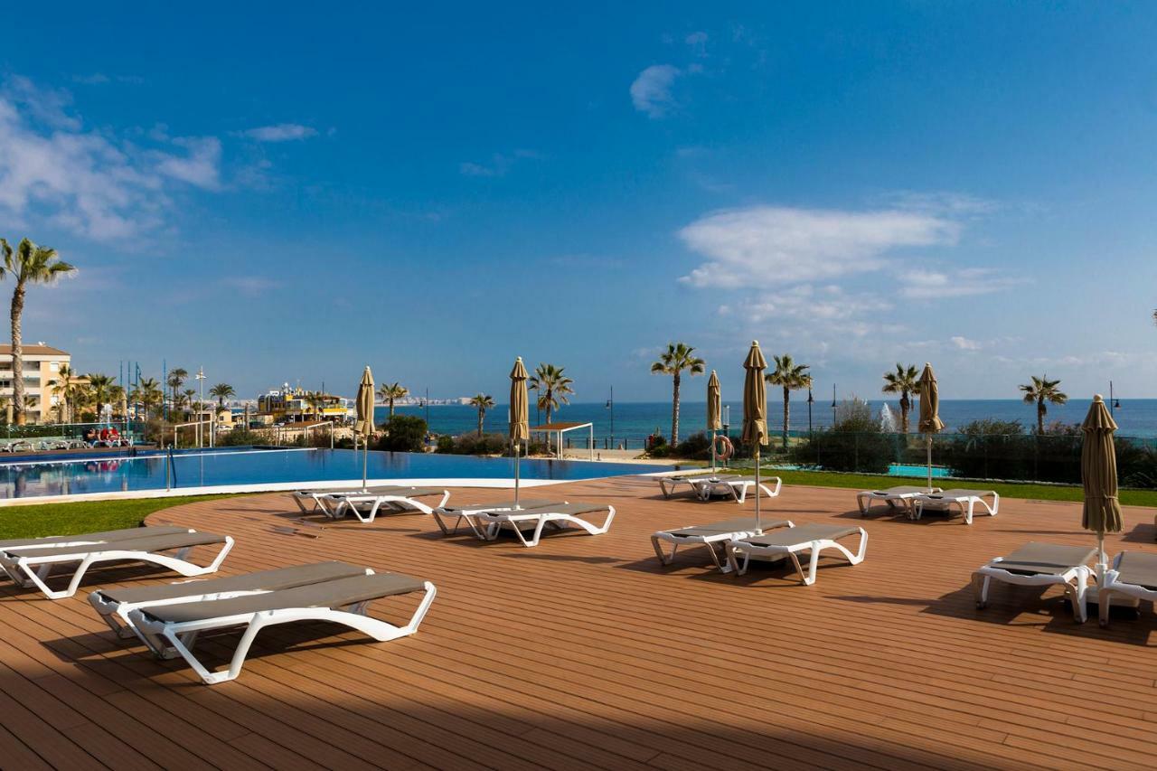 Apartamento Sea Senses Victoria Frente Al Mar Torrevieja Kültér fotó